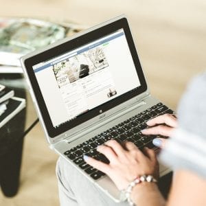 Take a social media break for divorce self care.